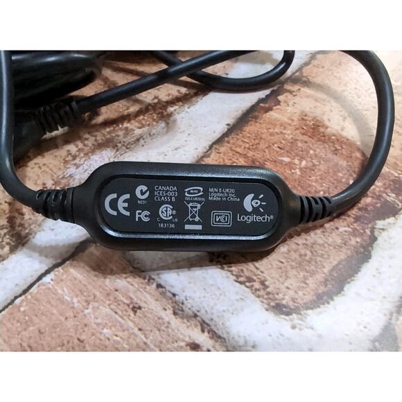 Rock Band Logitech USB Microphone E-UR20 for Xbox 360/PS3/Xbox One - Picture 2 of 3